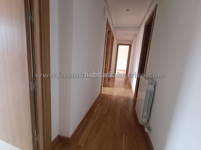 Foto dc80555e-bda4-4181-8b55-2152116f7efe. Apartament amb calefacció aparcament a Villamediana de Iregua
