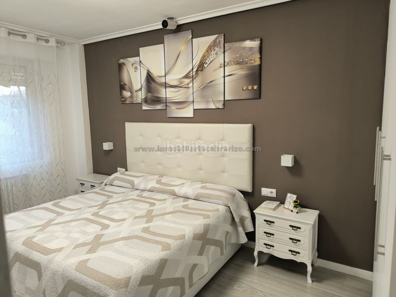 Foto b1d7e5d0-342a-4945-902e-c6b589d948de. Pis amb calefacció aparcament a Residencia Logroño