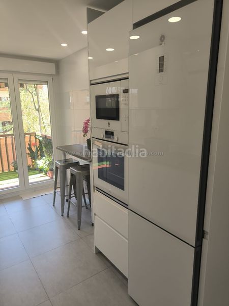 Foto cb2122e3-b6fe-4800-b485-9a557114b1db. Pis amb calefacció aparcament a Residencia Logroño