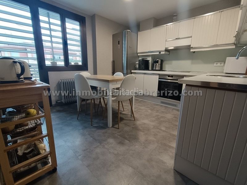 Foto 318ec29c-26cc-4715-9480-3f3d12b8b0bc. Pis amb calefacció a Gran Via Logroño