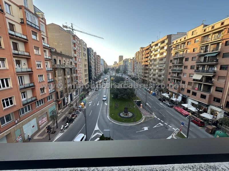 Foto 851e9598-e045-444d-b47c-97214defe1b5. Pis amb calefacció a Gran Via Logroño