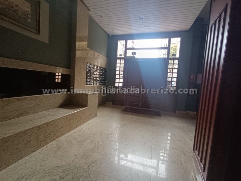 Foto a31fe9d3-525d-463f-8911-b0e6fd57dd72. Pis amb calefacció a Gran Via Logroño