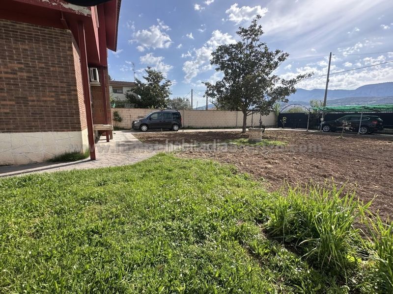 Foto 2a4a6592-d271-404b-99a3-b5598403bd69. Finca rústica a Nalda