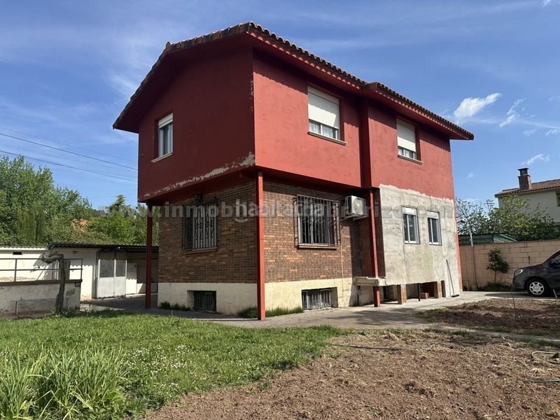 Foto cf9c4f17-31f1-453d-bd81-519ece19ba7c. Finca rústica a Nalda