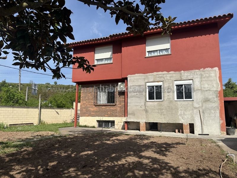 Foto cffd5706-9ad7-463d-8294-527722a3f758. Finca rústica a Nalda