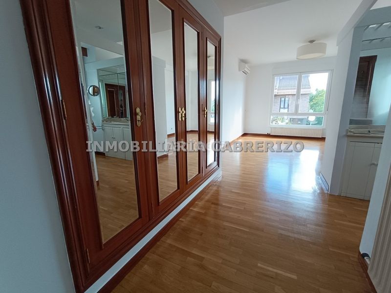 Foto 02d8409e-a4cc-4e33-8aa8-e6299d117b88. Casa en Avenida Madrid Logroño