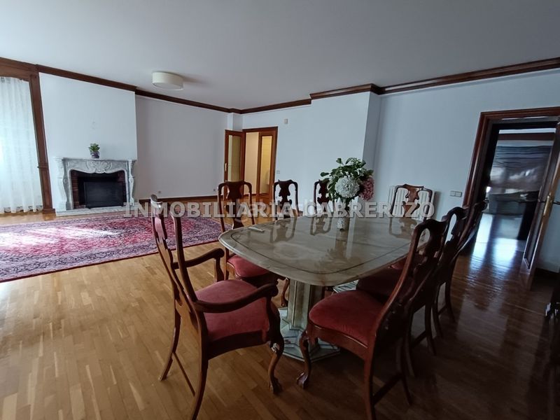 Foto 41ba6f6e-fccc-42d8-b234-743814f2de2b. Casa en Avenida Madrid Logroño