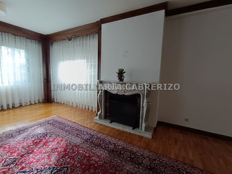 Foto 52af0366-fa23-4671-adef-df5d7d2f2cf2. Casa en Avenida Madrid Logroño