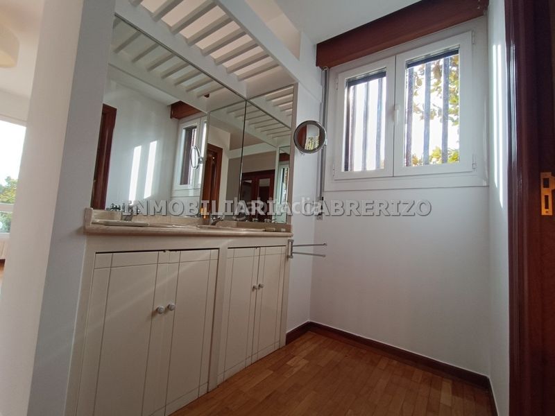 Foto 7d9336e8-2645-440e-a9d3-2349eb093c49. Casa en Avenida Madrid Logroño