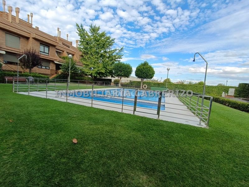 Foto 95d28839-48eb-4ec3-8de5-521832e5d731. Casa en Avenida Madrid Logroño