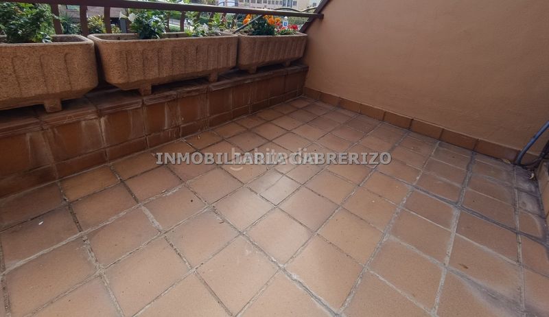 Foto c7cc7a74-6817-44a8-8774-631342671a2d. Casa en Avenida Madrid Logroño