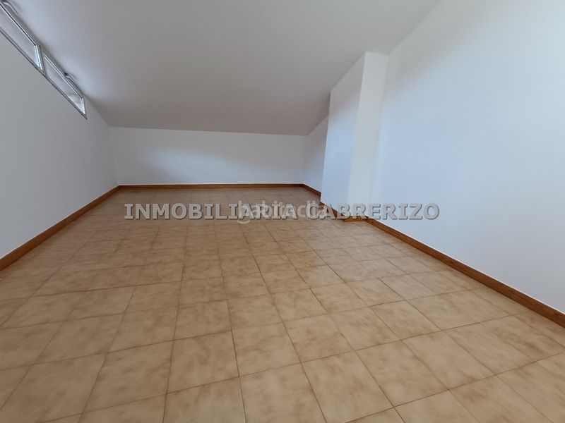 Foto ccea7dfc-2d30-4938-9cfc-6c5be23f8d92. Casa en Avenida Madrid Logroño