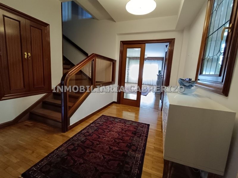 Foto ea5cdfb1-b509-432f-a824-51a2e70fd60d. Casa en Avenida Madrid Logroño