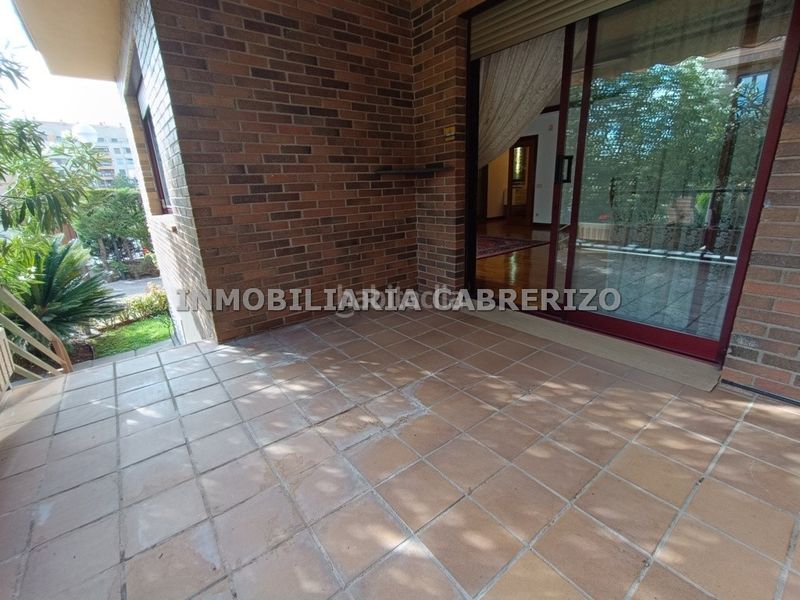 Foto ef557132-403a-4af0-ab37-23b5692369cb. Casa en Avenida Madrid Logroño