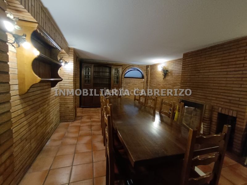 Foto f1c0fc3c-8d40-4a39-aa79-bac1f828f5b8. Casa en Avenida Madrid Logroño