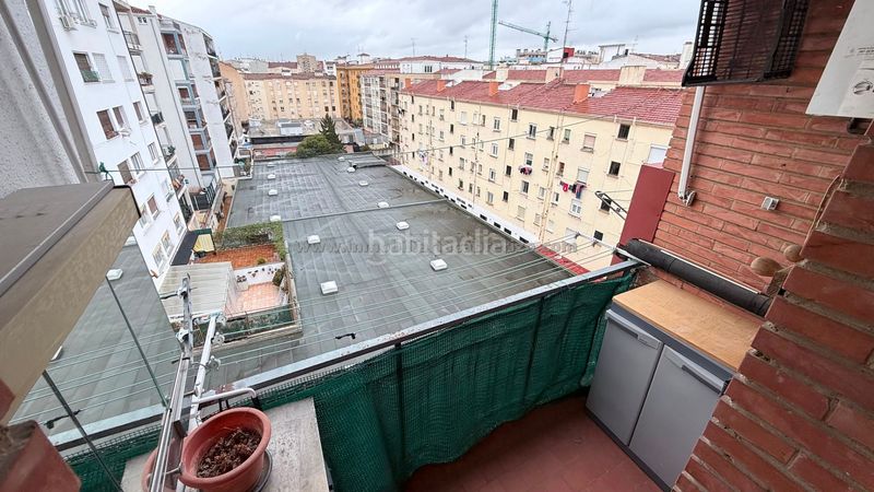 Foto 6cbd5edd-6a01-4856-8796-268bb4e7ba0b. Piso en Gran Via Logroño