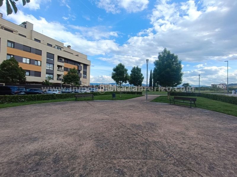 Foto 7f14972e-e585-47e2-9b66-1e0ec64aadb7. Apartament amb calefacció aparcament piscina a La Cava - Fardachón Logroño