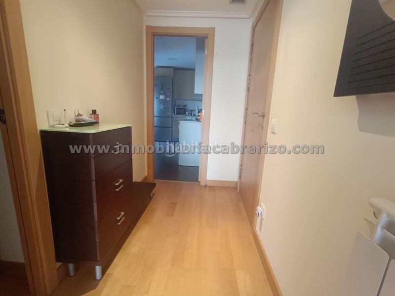 Foto 86c894c6-412c-4b0b-a4a0-b3e78663d8a1. Apartament amb calefacció aparcament piscina a La Cava - Fardachón Logroño