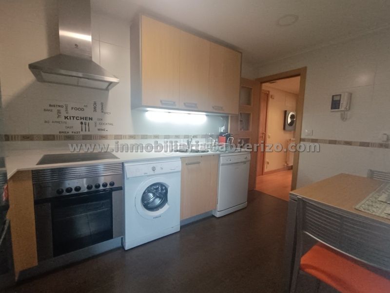 Foto cc820a10-d721-415e-972b-1d4b4108bf2d. Apartament amb calefacció aparcament piscina a La Cava - Fardachón Logroño