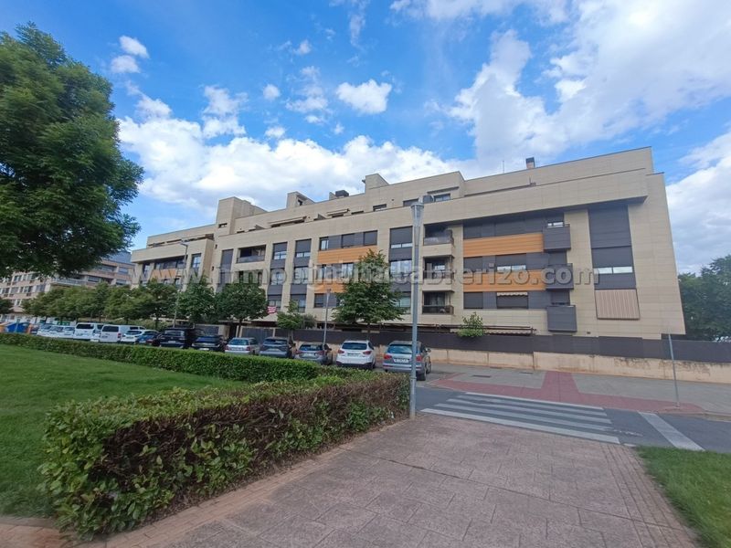 Foto d190fa5e-37c6-44e7-86ec-3b56b4ce30b7. Apartament amb calefacció aparcament piscina a La Cava - Fardachón Logroño