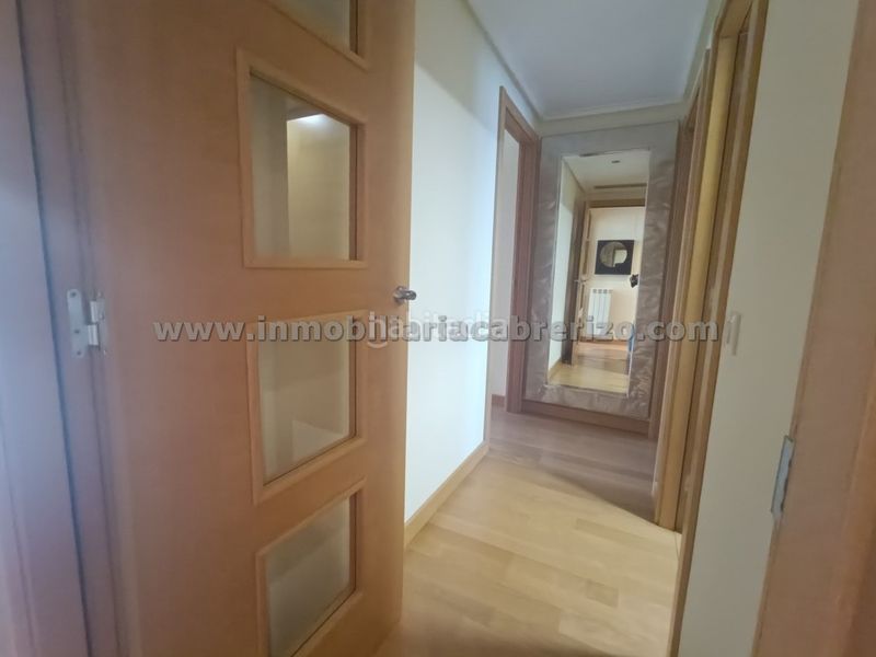 Foto fa561d72-dc5e-4e1e-9083-c48c9a918e5a. Apartament amb calefacció aparcament piscina a La Cava - Fardachón Logroño
