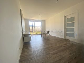 Pis  Plaza de joaquín zarranz pueyo. Estupendo y actual piso con terraza y vistas en buztintxuri