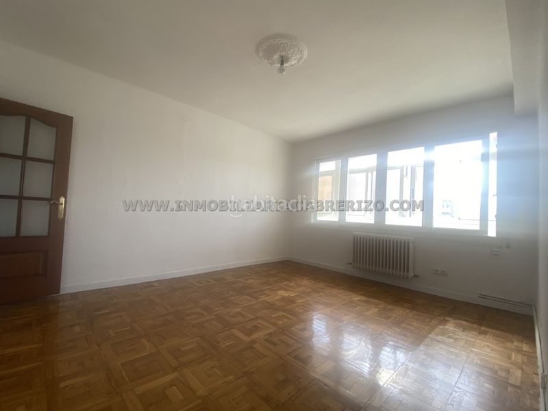 Foto e12fd18e-cc11-496a-88fb-3fb983d17c04. Pis amb calefacció a Beriáin