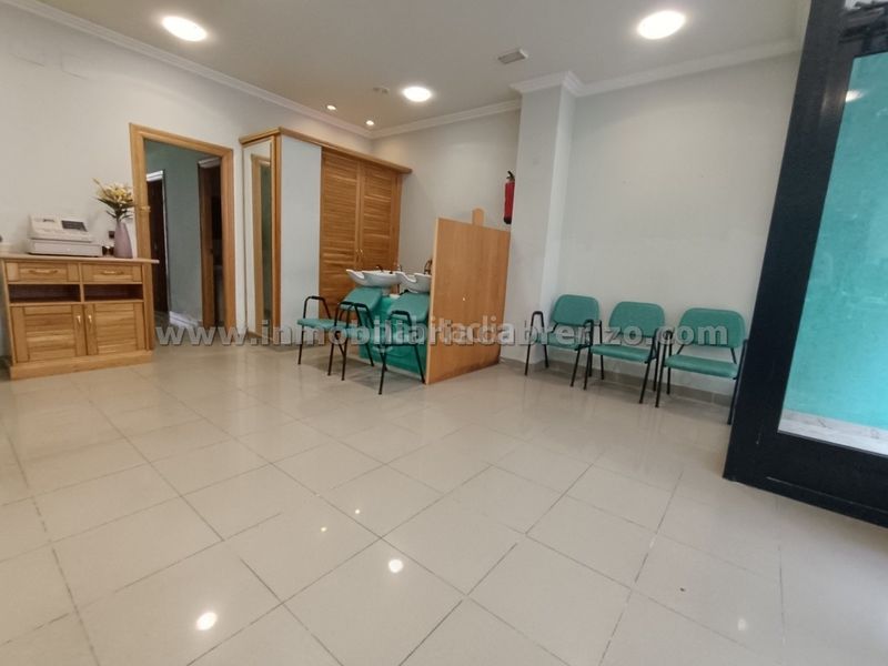 Foto 124482f7-44c0-4a09-bd60-e8f5634e913c. Local comercial amb calefacció a Gran Via Logroño