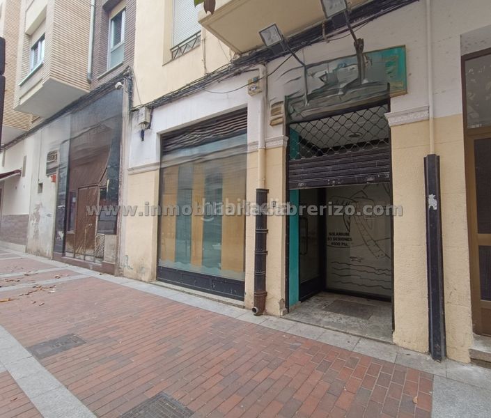 Foto ff7e2601-5259-4a9a-af17-3869cd8f9076. Local comercial amb calefacció a Gran Via Logroño
