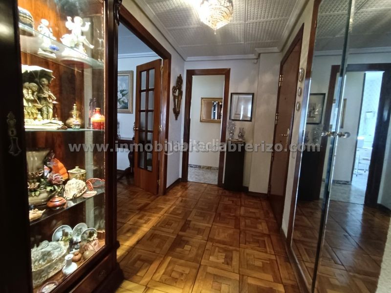 Foto 5cf73e9e-b522-4a37-9b35-63e93843825c. Pis amb calefacció a Jesuitas Logroño