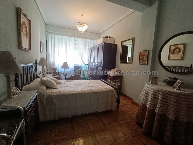 Foto 2bd5b972-360c-4cbe-a190-5ca52e9b2d05. Piso en Jesuitas Logroño