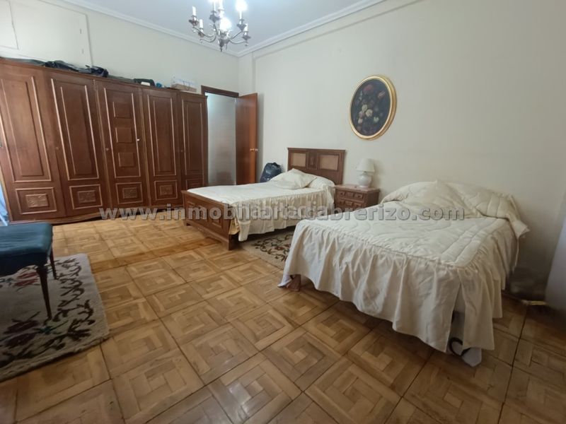 Foto d91ad9d1-8497-4381-85d2-3e390e6be09a. Piso en Jesuitas Logroño