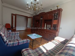 Apartament a San Adrián