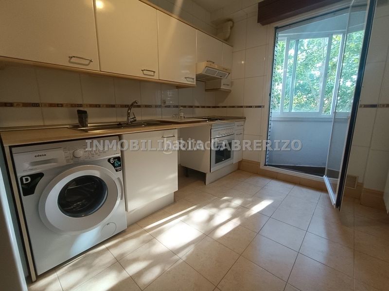 Foto ca103480-23fc-4a4e-9882-d246c9f09c5a. Estudi amb calefacció aparcament a Cascajos - Piqueras Logroño