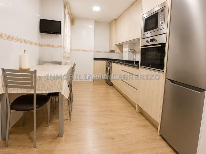 Foto 33948ac2-dde5-45e9-9d99-2e05090bc582. Piso en Juzgados Logroño
