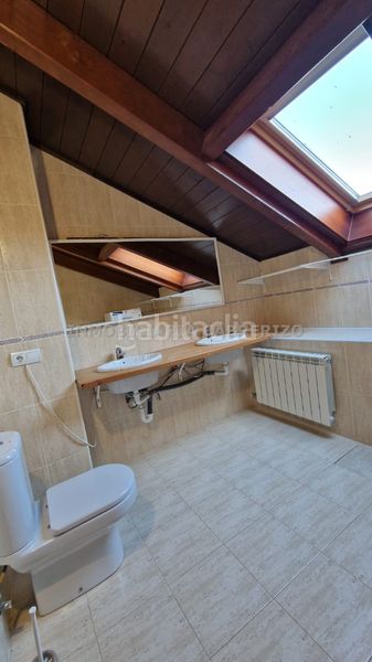 Foto b9b11208-9ae3-4aaf-bb8b-e2f8c2833c49. Dúplex amb xemeneia calefacció aparcament a Sojuela