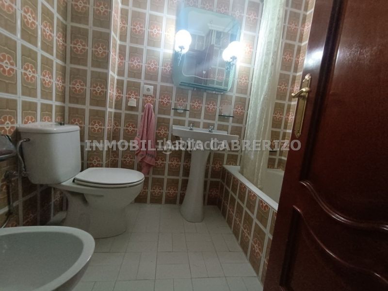 Foto 66bdf866-8f13-4a34-8ae8-ddedb9c8489e. Piso en Jesuitas Logroño