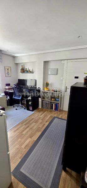 Foto 5600af5a-35c1-4997-9d58-b5fde02ad074. Piso en Oeste Logroño
