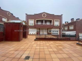 Casa adossada  N/a