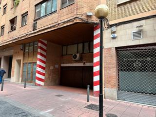 Aparcament cotxe a Calle galicia 5