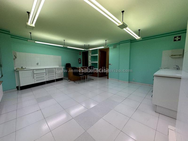 Foto 30b0f866-471c-488a-bd49-c3c92fab4901. Bureau avec chauffage dans Gran Via Logroño