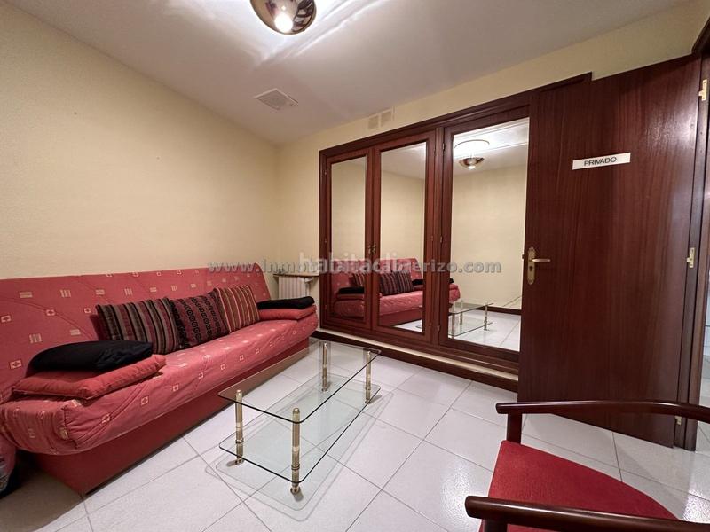 Foto 65111c3b-4255-4b56-ae0e-e5b352901125. Bureau avec chauffage dans Gran Via Logroño