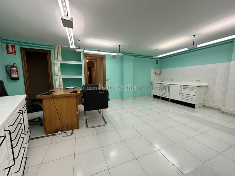 Foto 981bf84c-865c-4f9c-b4ce-72c571ce8675. Bureau avec chauffage dans Gran Via Logroño