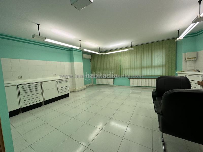 Foto 58ca4089-0571-4c3c-9ff2-aa0679cf7d2a. Büro mit heizung in Gran Via Logroño