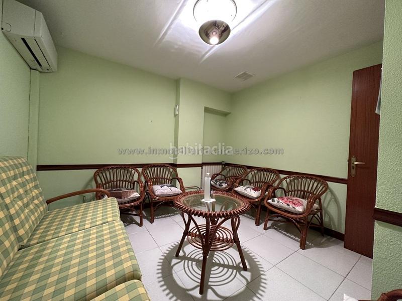 Foto a0c02caf-e9cb-4de8-bd8d-a089c053fcd8. Ufficio con riscaldamento in Gran Via Logroño