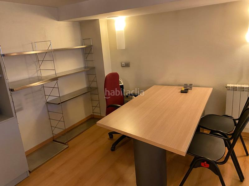 Foto ea2f0e47-308c-4b6d-825b-bd51ad726a60. Bureau avec chauffage dans Gran Via Logroño
