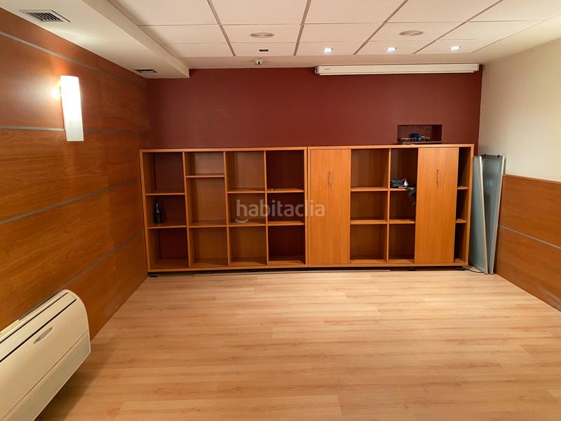 Foto dc4a075b-fca2-4dcc-bcbd-492adf8550c6. Office space with heating in Gran Via Logroño
