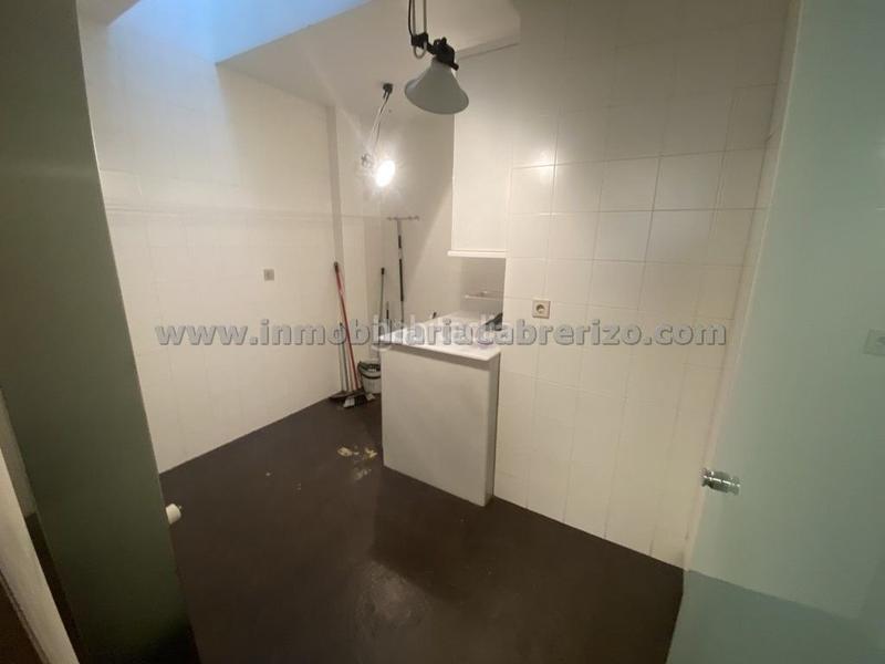 Foto 4ba2c30e-449b-4fc9-96f2-8387eb770264. Casa con riscaldamento parcheggio piscina in Avenida Madrid Logroño