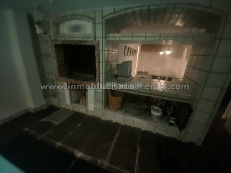 Foto b09673dc-0b2c-4695-9d9c-8e0d111c7ef4. Casa con riscaldamento parcheggio piscina in Avenida Madrid Logroño