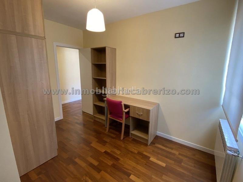 Foto 716a6b5a-9db0-49e4-98cf-3eea7658359e. Piso en Gran Via Logroño